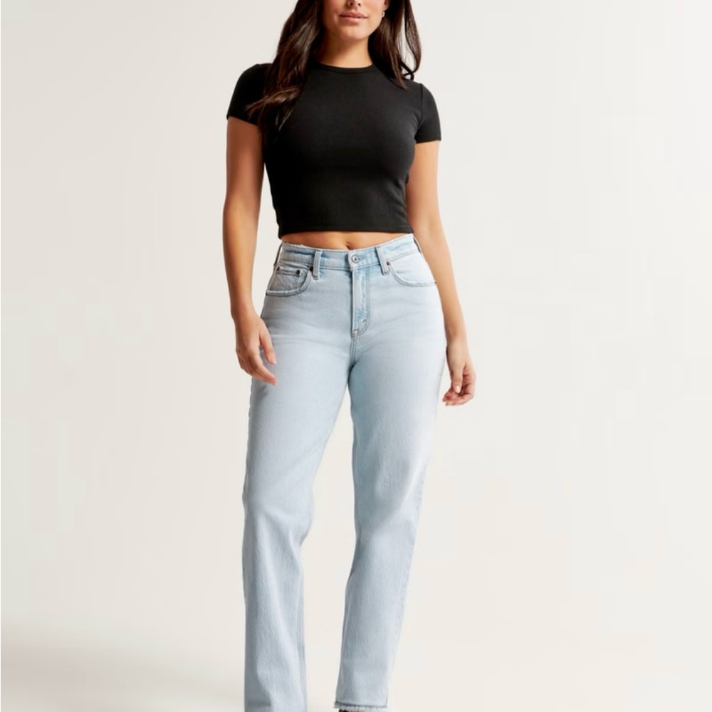 Abercrombie & Fitch curve love 90’s mid rise straight jean - short